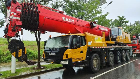 SANY-130 Truck Mounted Boom Crane With 298 KW Power And 400 Liter Fuel Tank