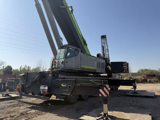 Max Gradability Max Gradeability 40 Percent ZOOMLION Truck Crane 2019 7 Heavy Lifting ...